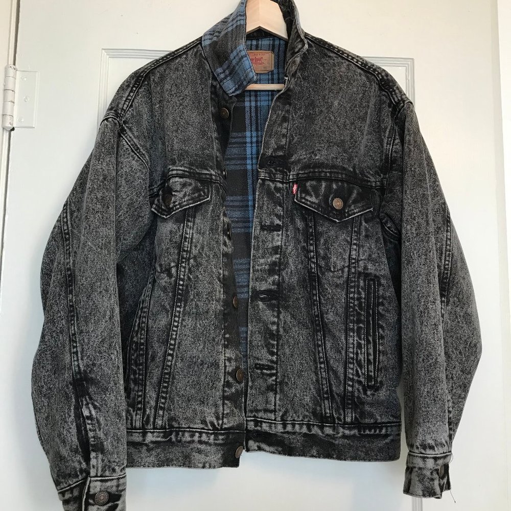 Acid Wash Levi's Jacket (XS)
